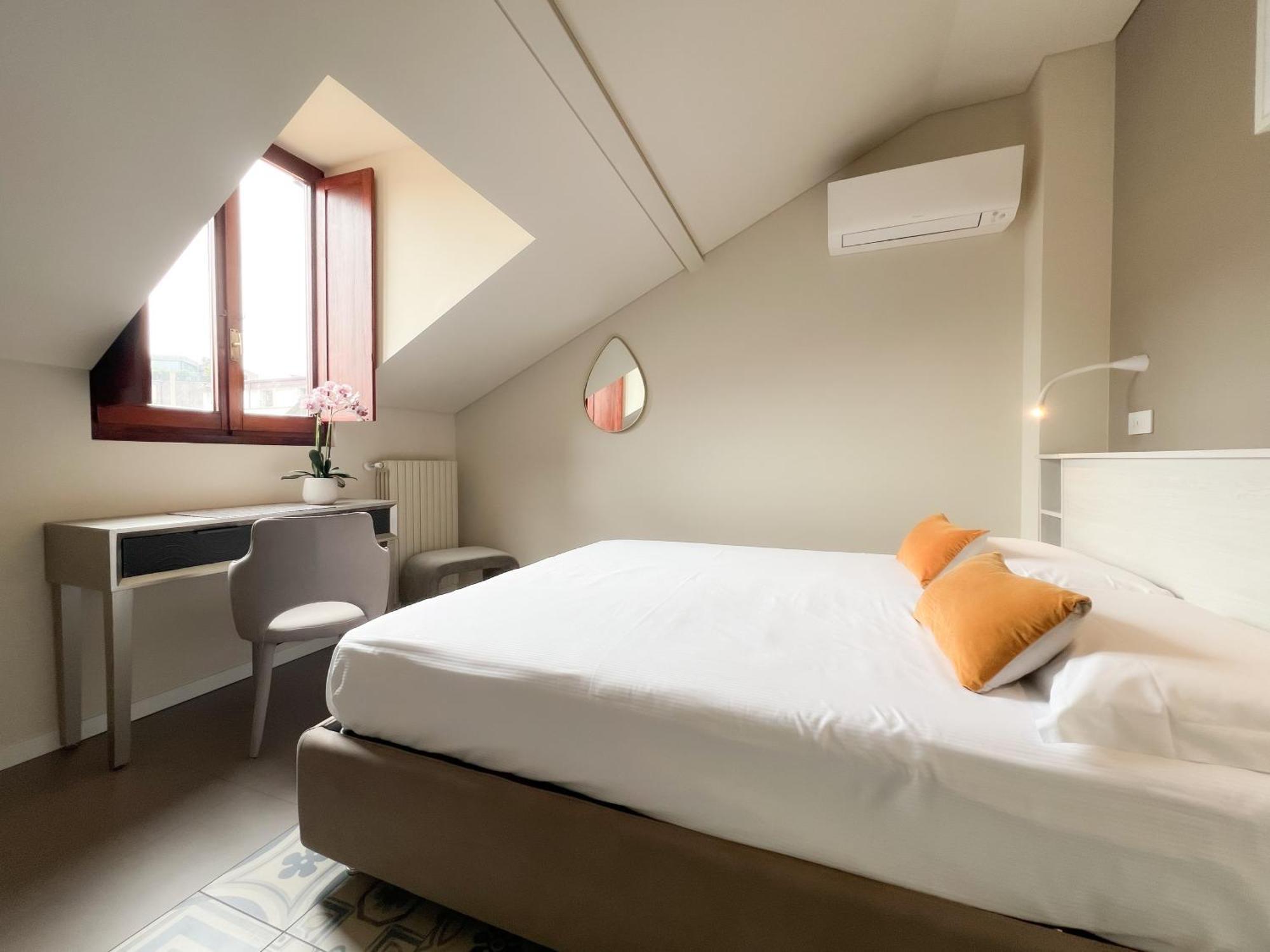 Comecasa 10 Minutes Walk From Duomo 2 Bedroom Apartment Milano Dış mekan fotoğraf
