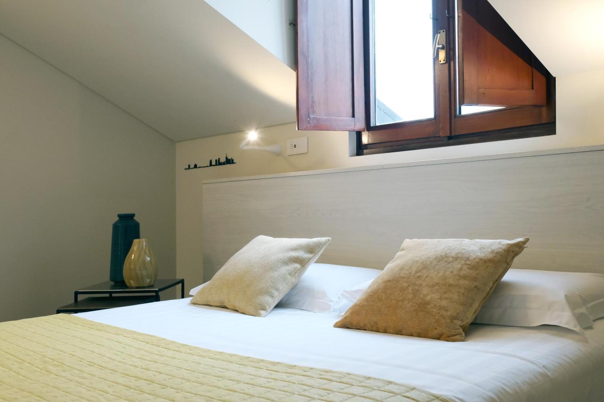 Comecasa 10 Minutes Walk From Duomo 2 Bedroom Apartment Milano Dış mekan fotoğraf